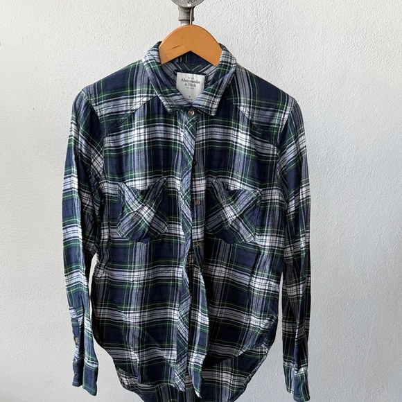 Abercrombie & Fitch Tops - Abercrombie & Fitch Flannel Womens Medium